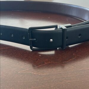 Perry Ellis Men's Black Buckle Reversible 40” Belt. Y5LF Man Made. Great Style!